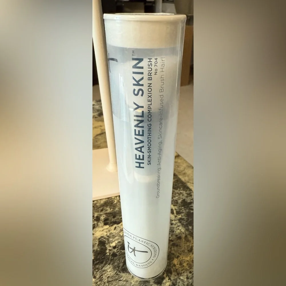 it cosmetics specifically custom