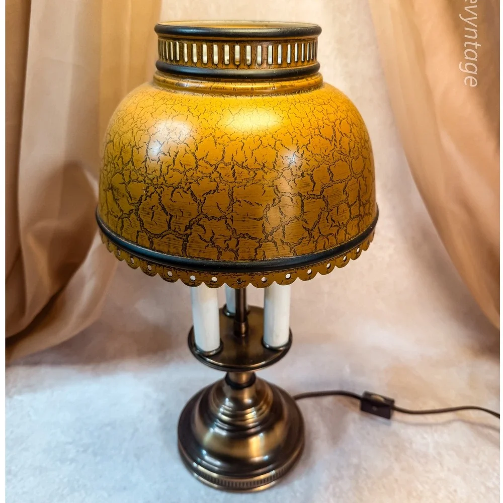 N/A vintage toleware