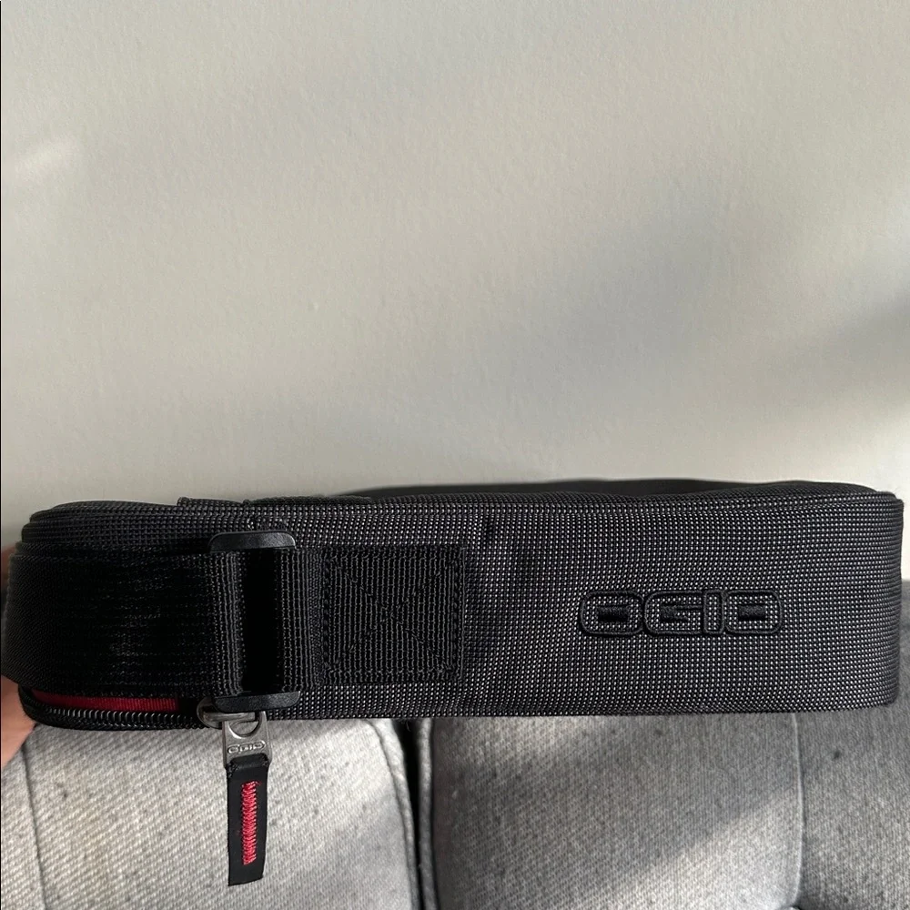OGIO sleek laptop