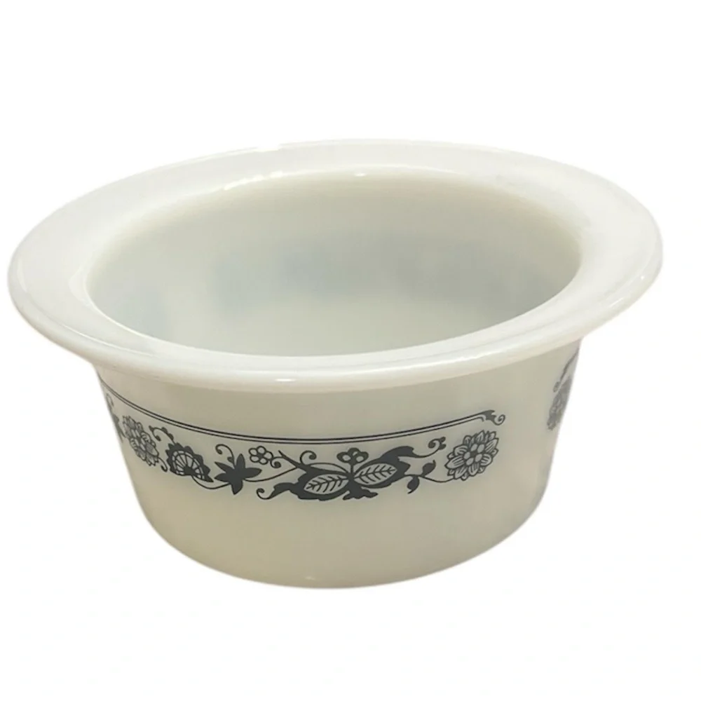 Vintage Pyrex Corning Old Town Blue Onion 5.5