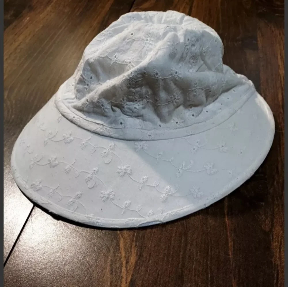 N/A sun visor