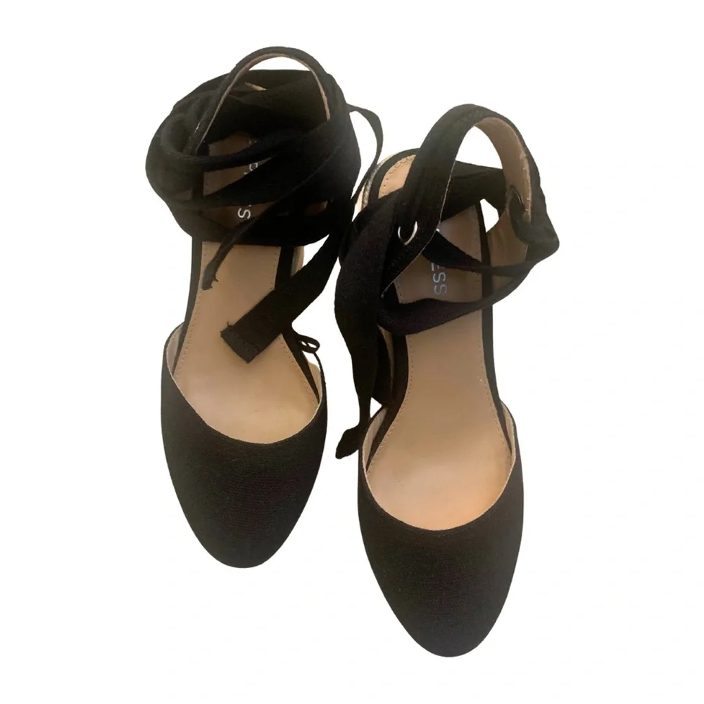 Express black canvas
