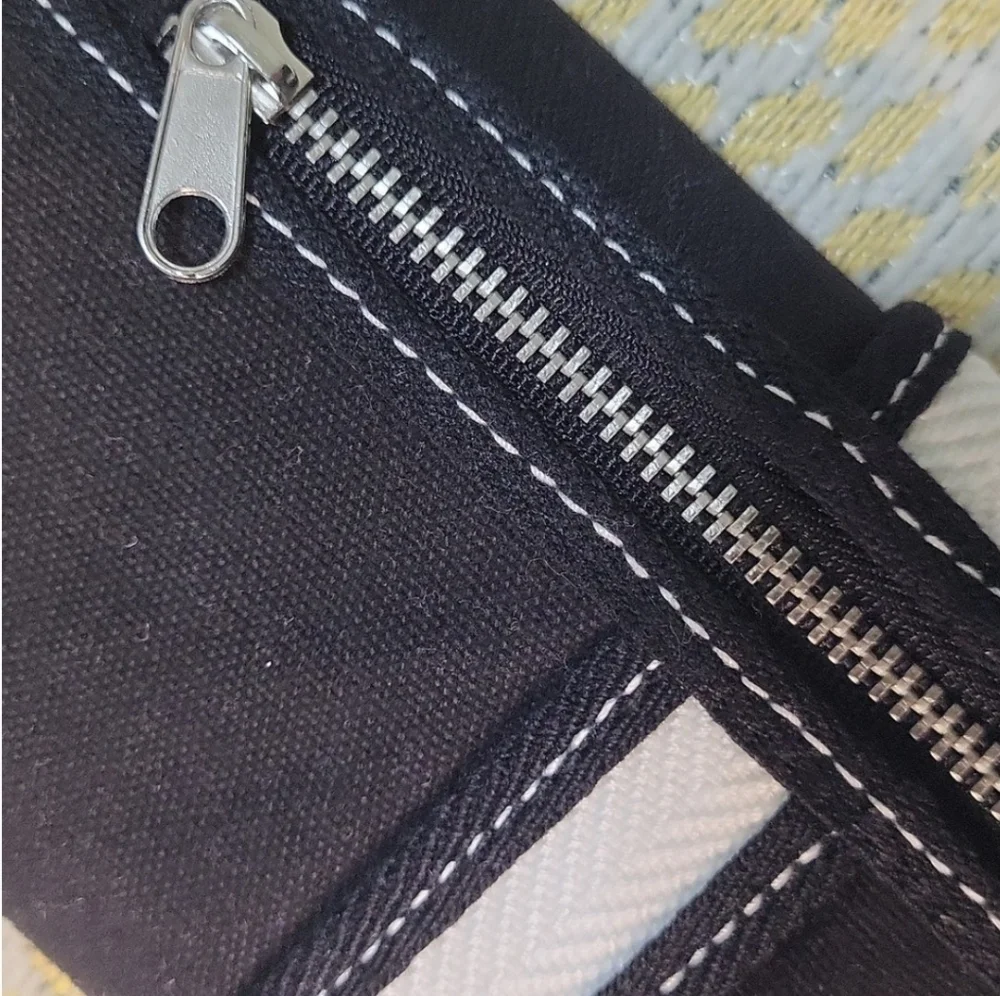 Aeropostale stylish wallet