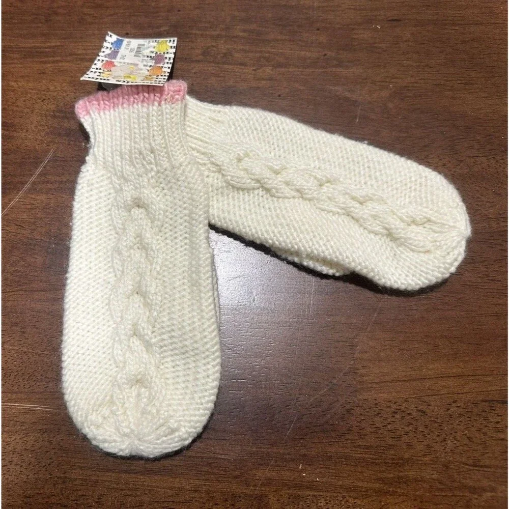 Girls size youth 8 to 16 Ivory and pink acrylic mittens