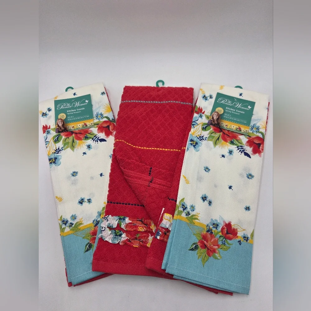 The Pioneer Woman vibrant floral