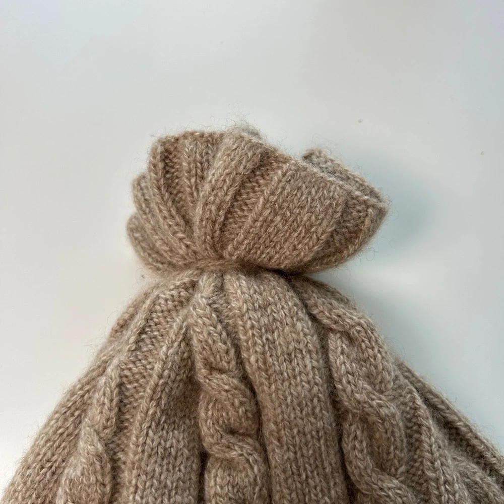 Mount cashmere gently used