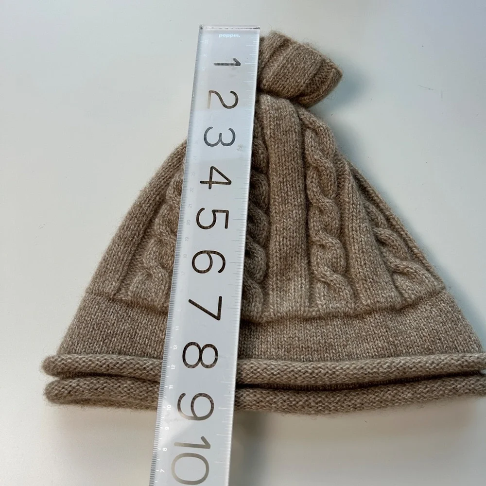 Mount cashmere gently used