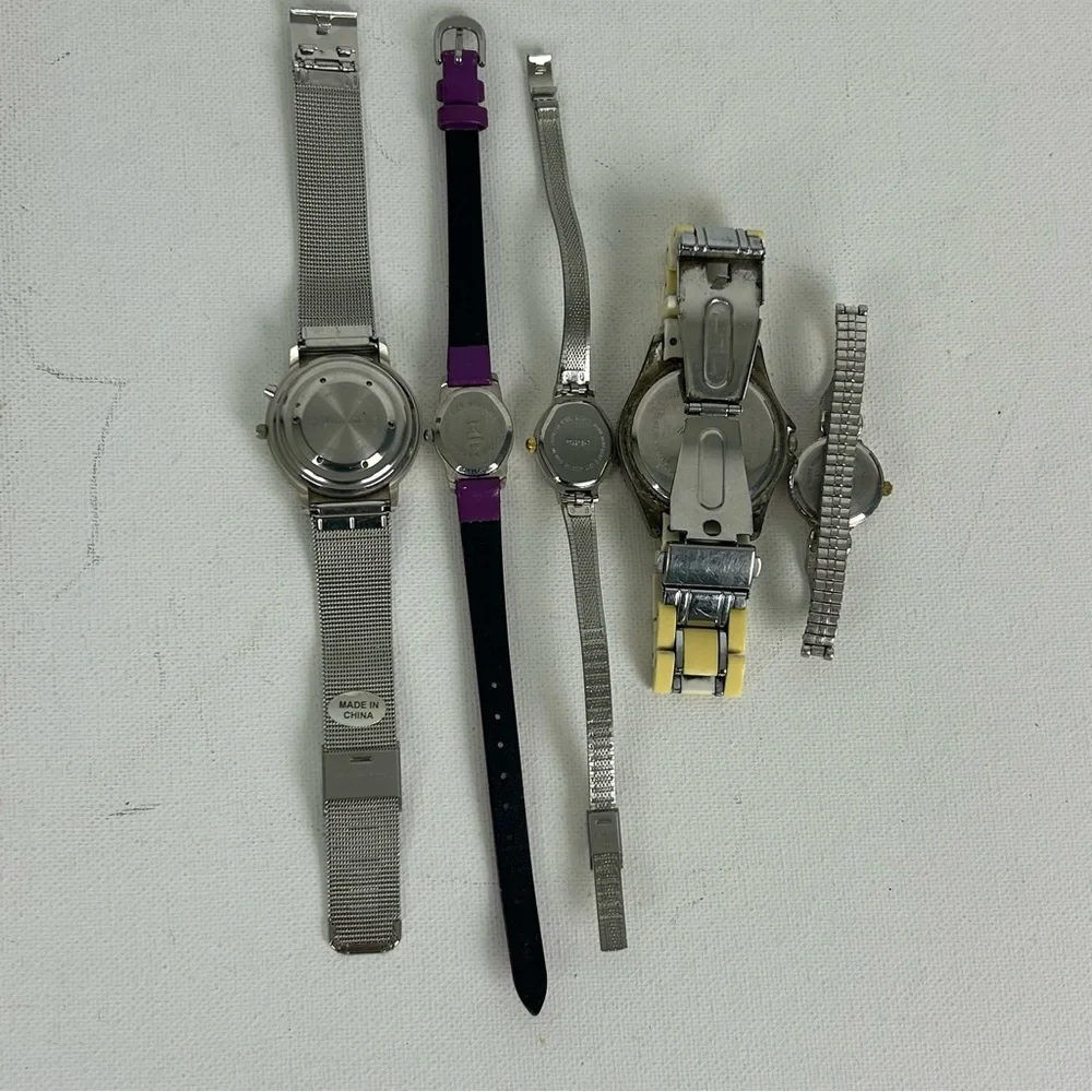 N/A functioning watches