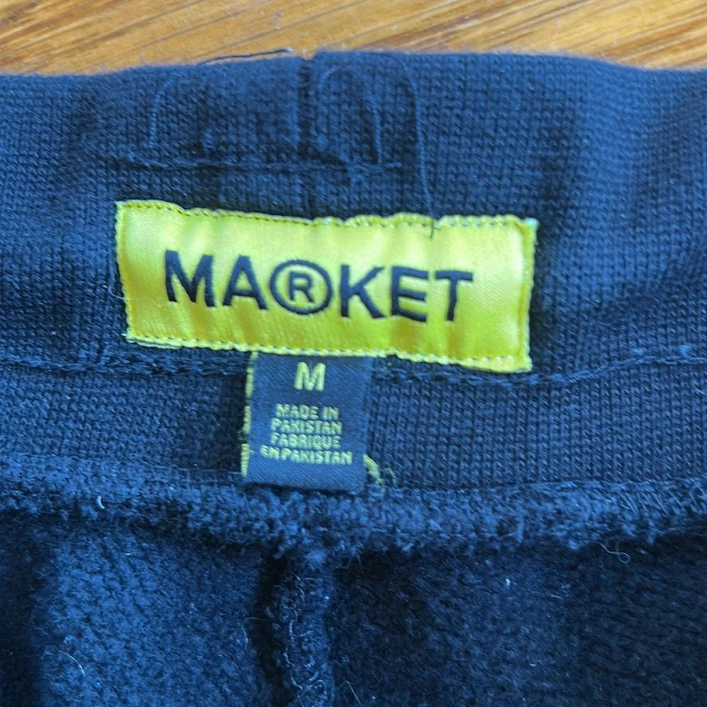 Arket market exotic