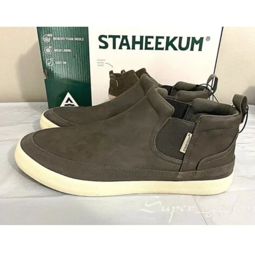 Staheekum brand new