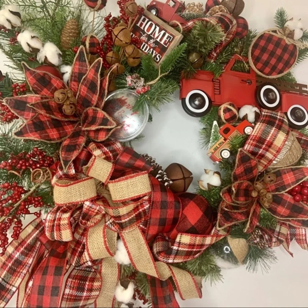 Pen’s Floral Decor pickup wood ornaments