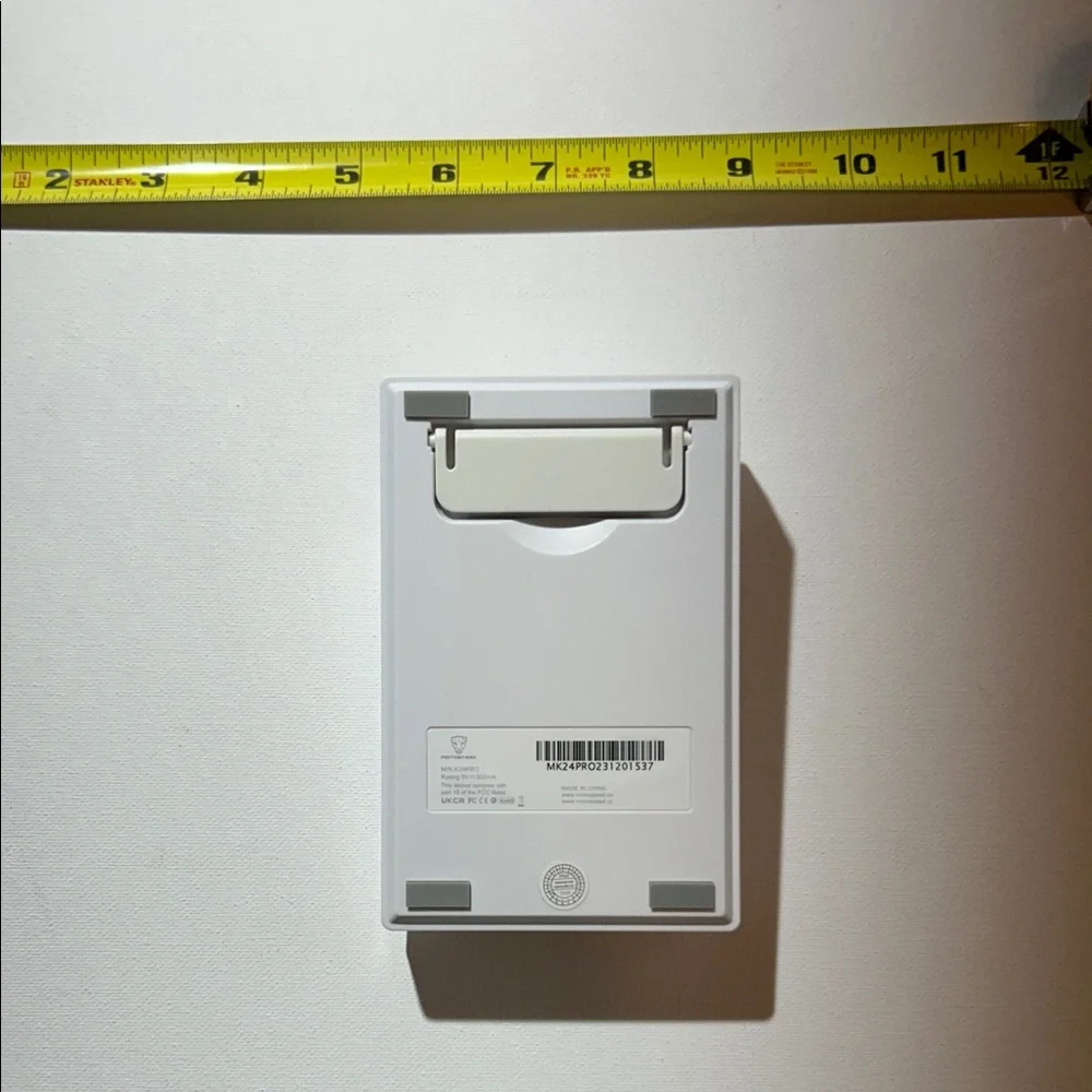 Motospeed compact white