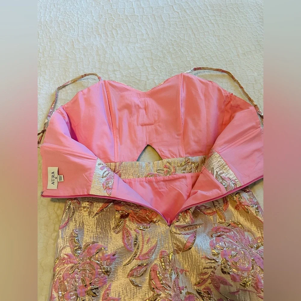 Aura nwot women’s
