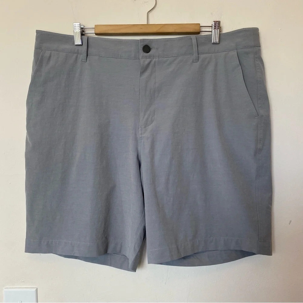 FAHERTY Men’s All Day Short 1.0 Button Up 9” Inseam Light Ice Gray Sz 38