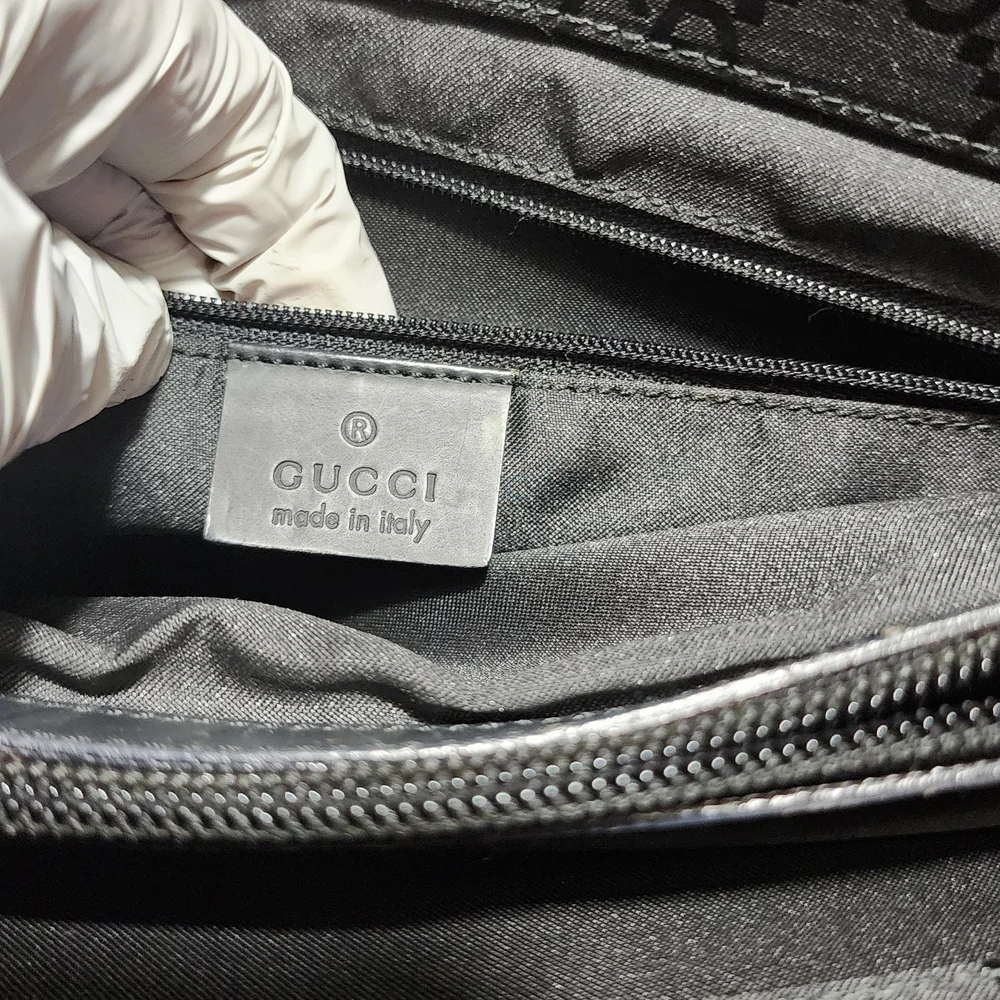 Gucci elegant stylish