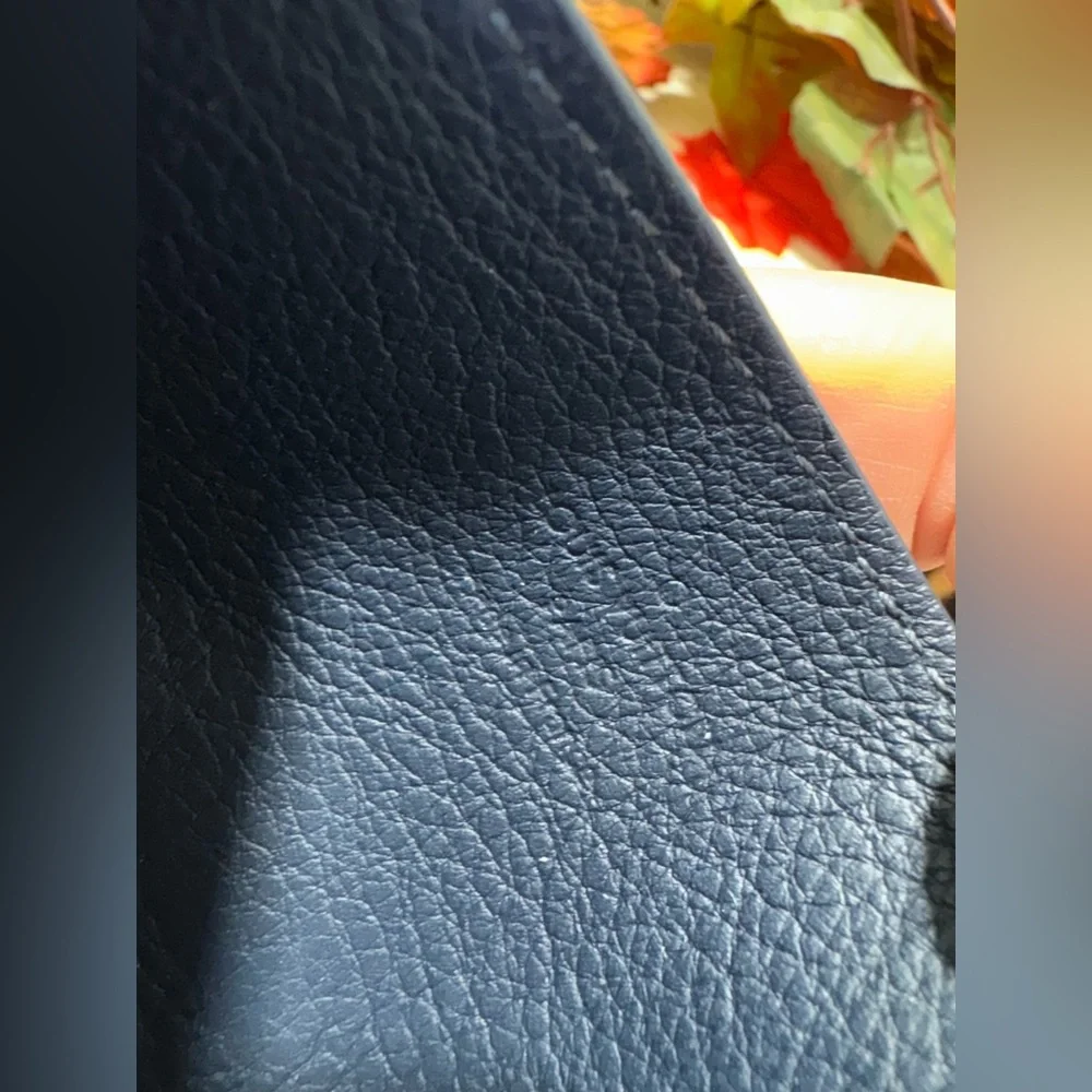 ONE DAY SALE✨ Louis Vuitton Dark Blue Monogram shadow double Card Holder