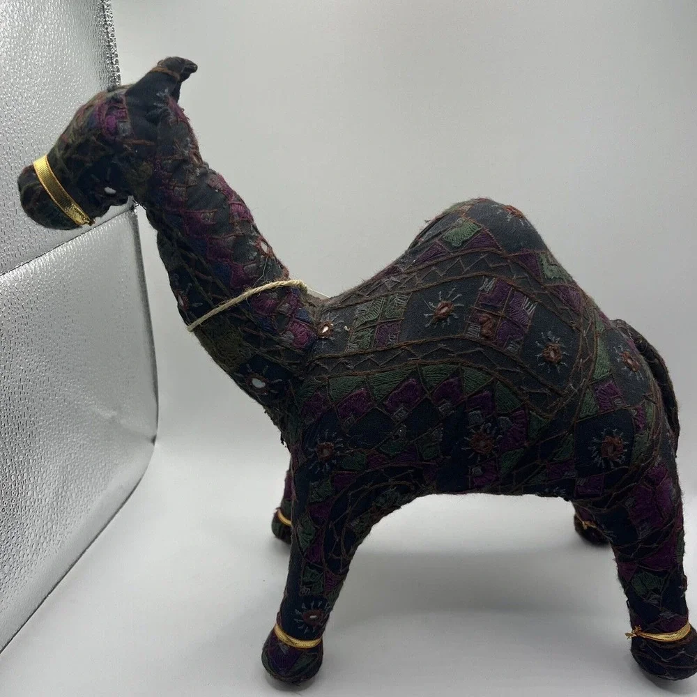 Vintage Camel India‎ Sari Patch Large Embroidered Mirrors Handmade Stuffed Decor