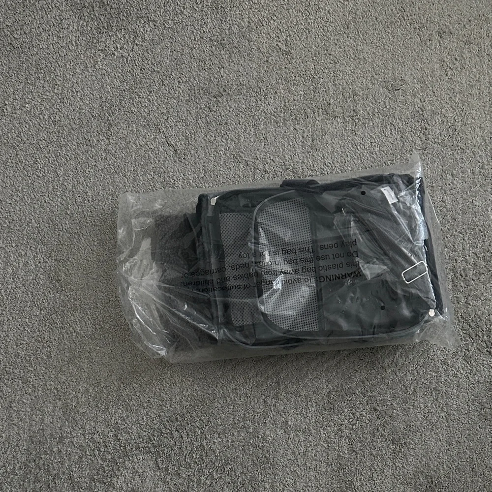 Frisco soft pet carrier brand new