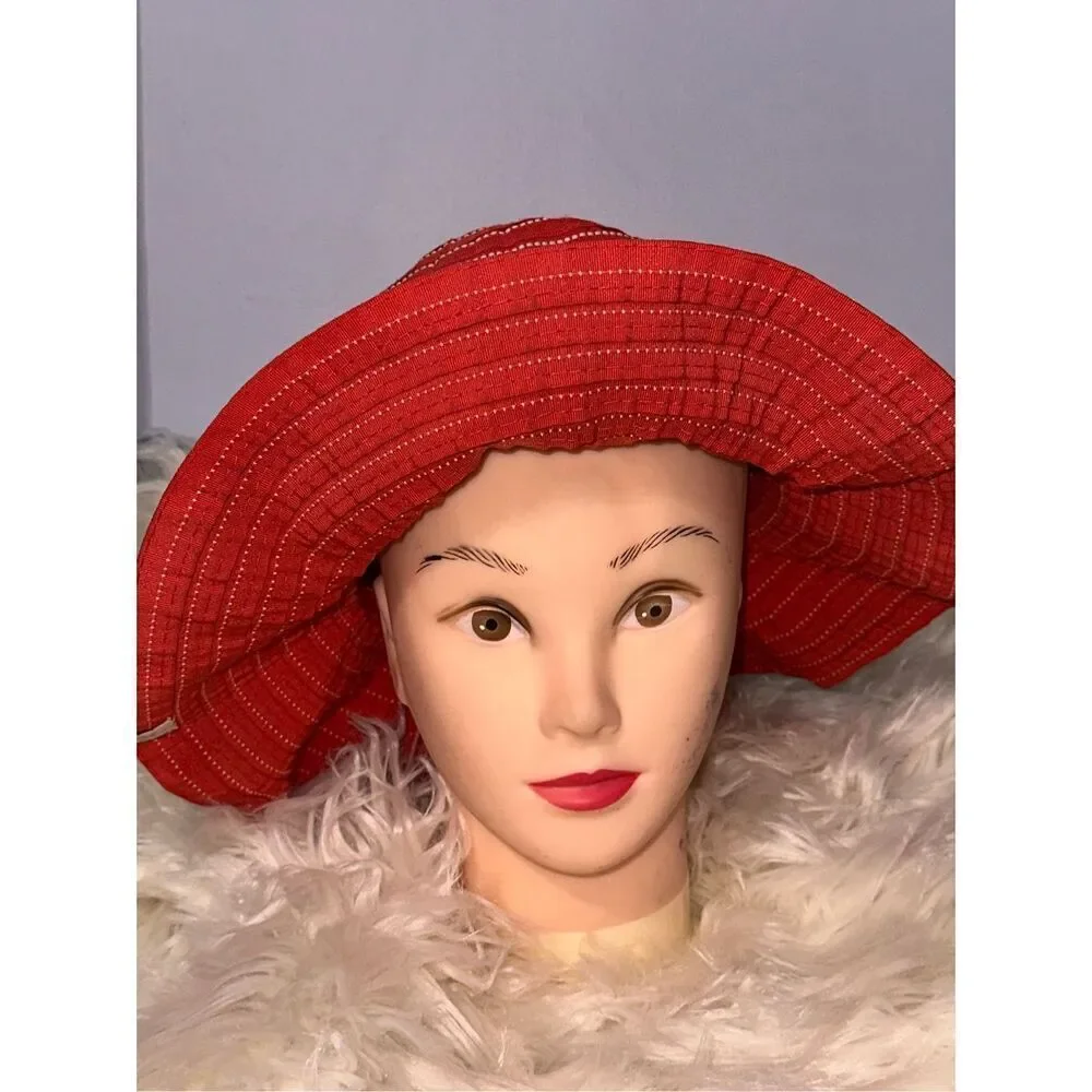 Beautiful Kooringal Sun Hat In RED color One Size Bendable Hat GREAT CONDITION