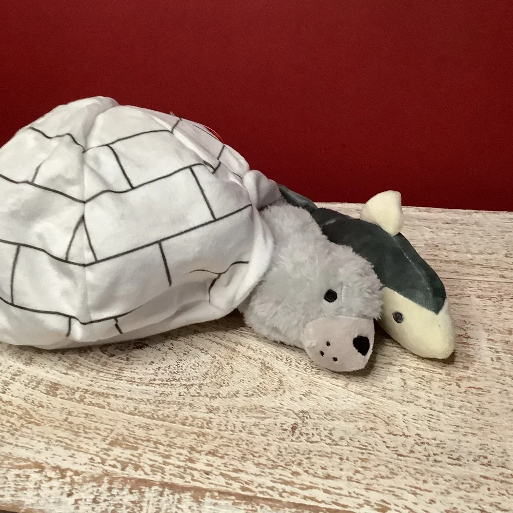 Pet Shoppe igloo dog