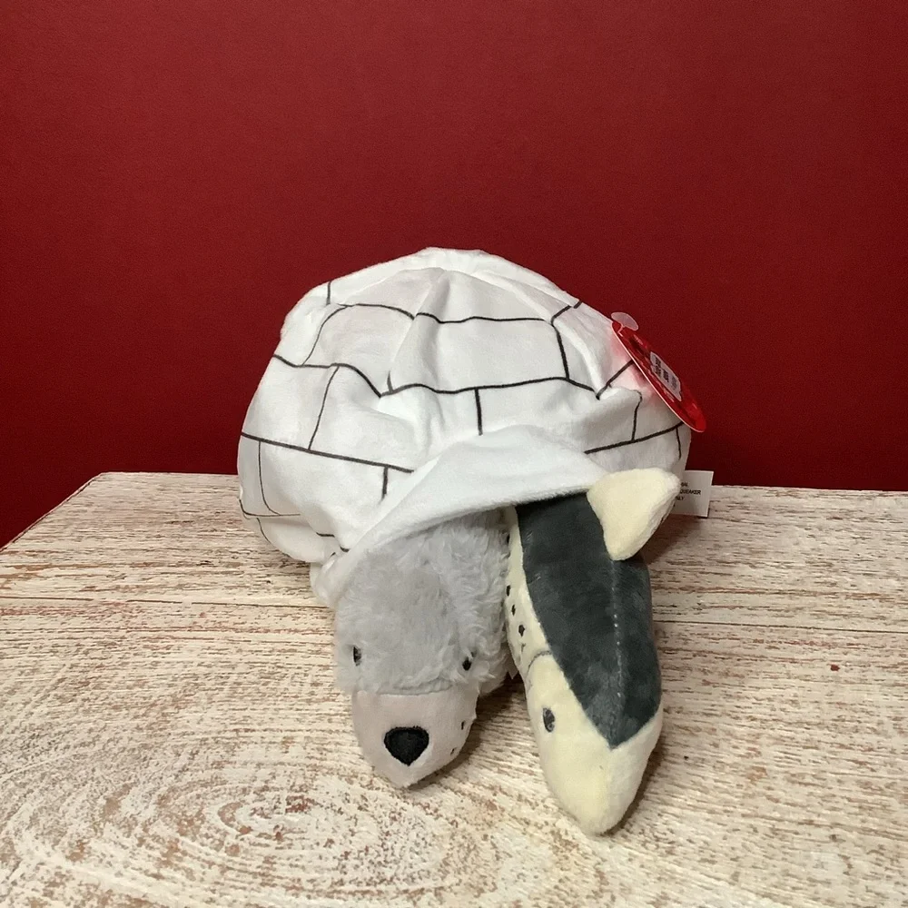 Pet Shoppe igloo dog