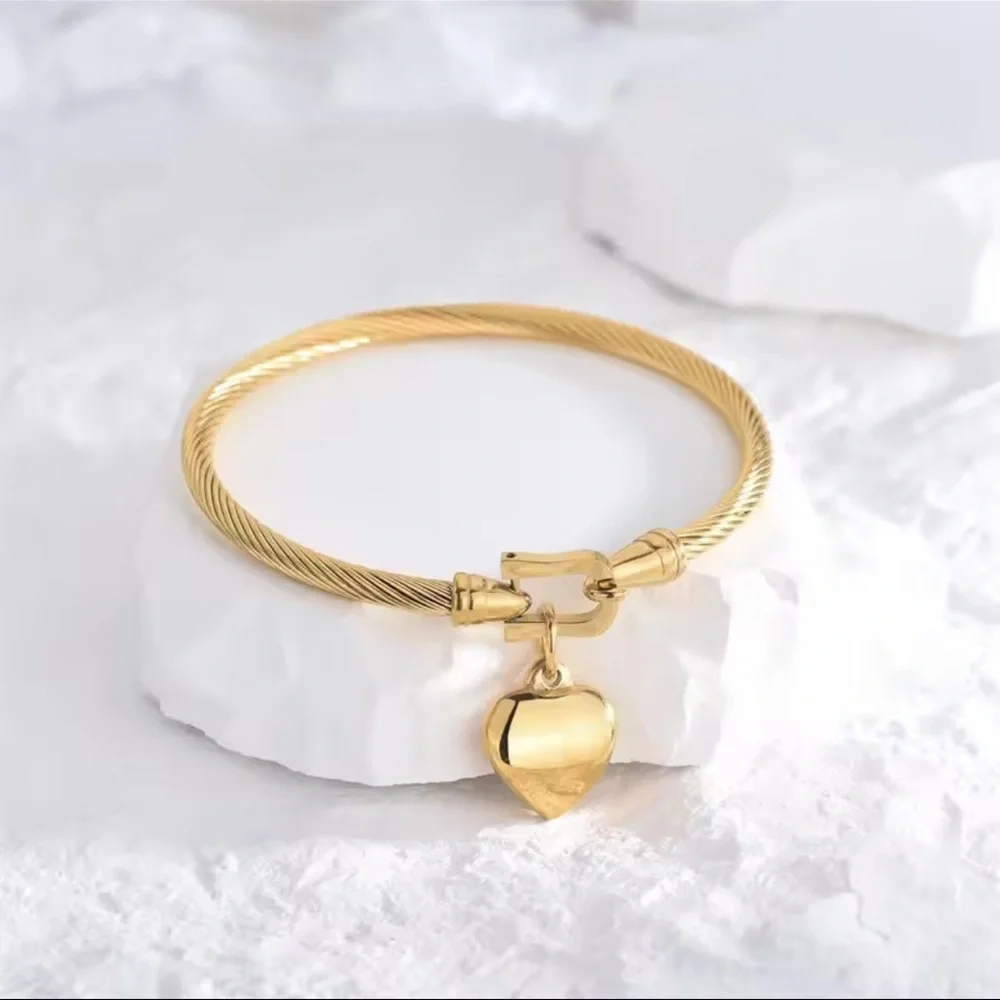Zara 18k gold