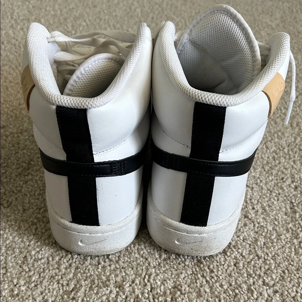 Nike stylish sneakers
