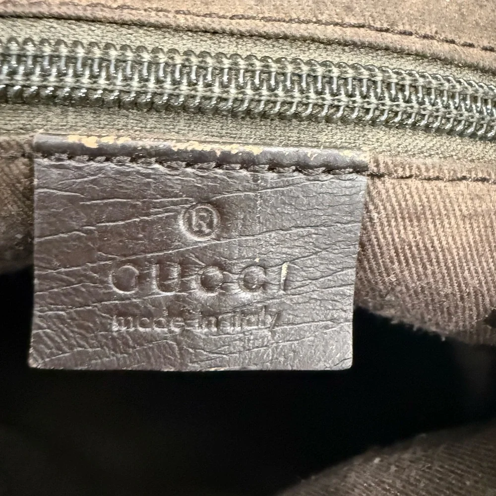 Gucci stylish messenger