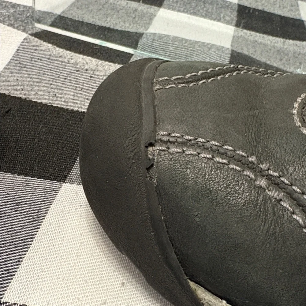Keen black leather