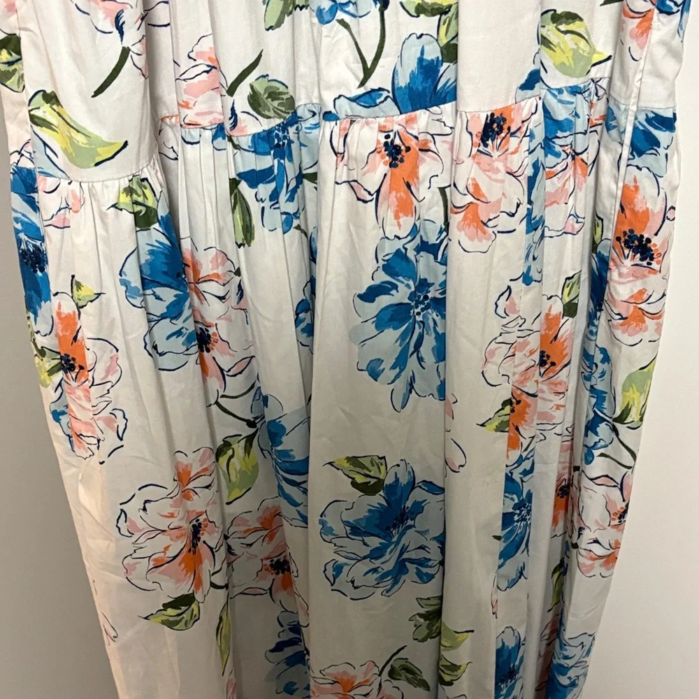 Abercrombie & Fitch charming floral