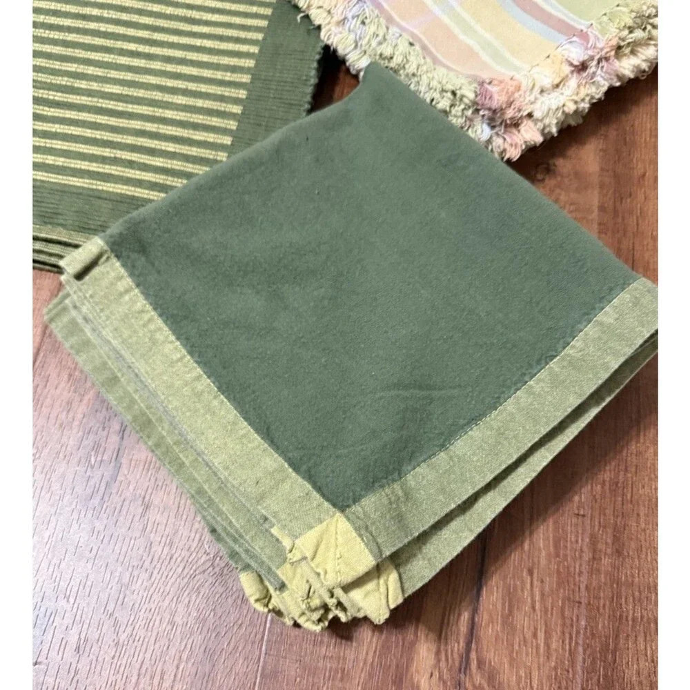 Unbranded set cloth