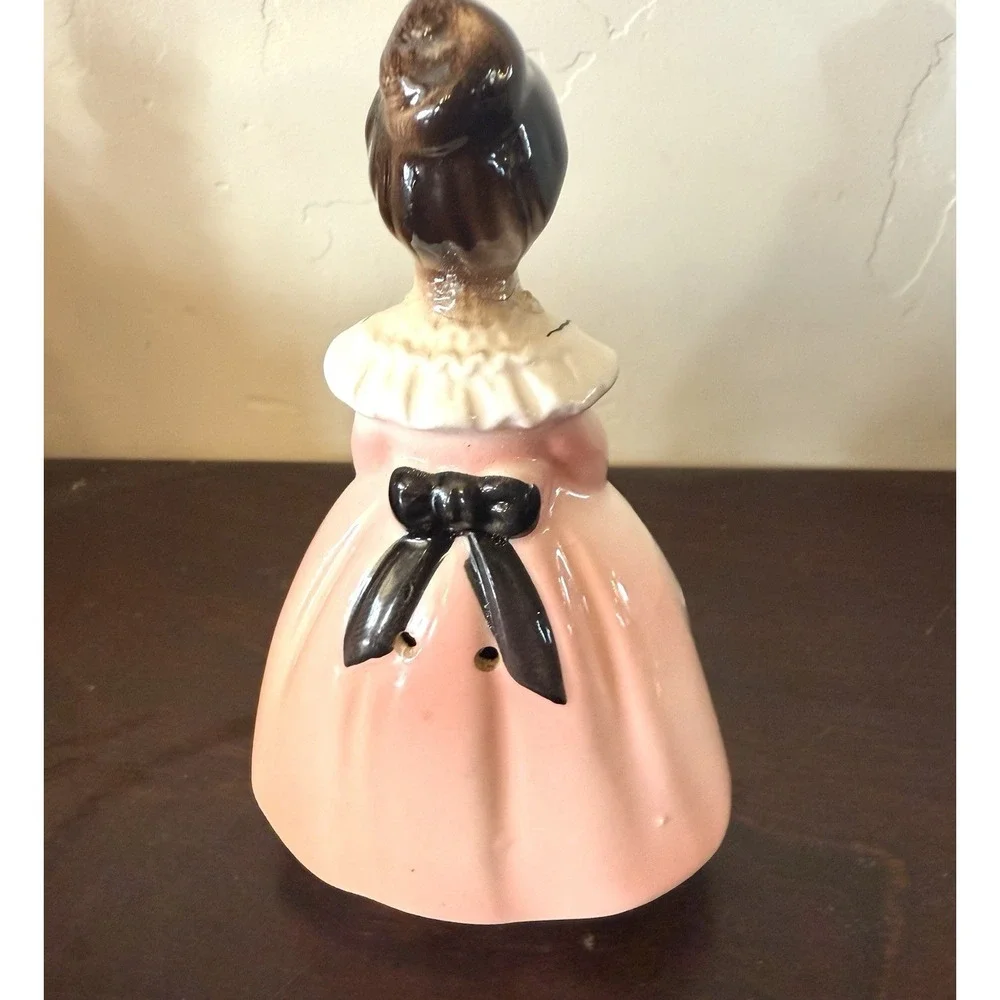 Enesco prayer lady