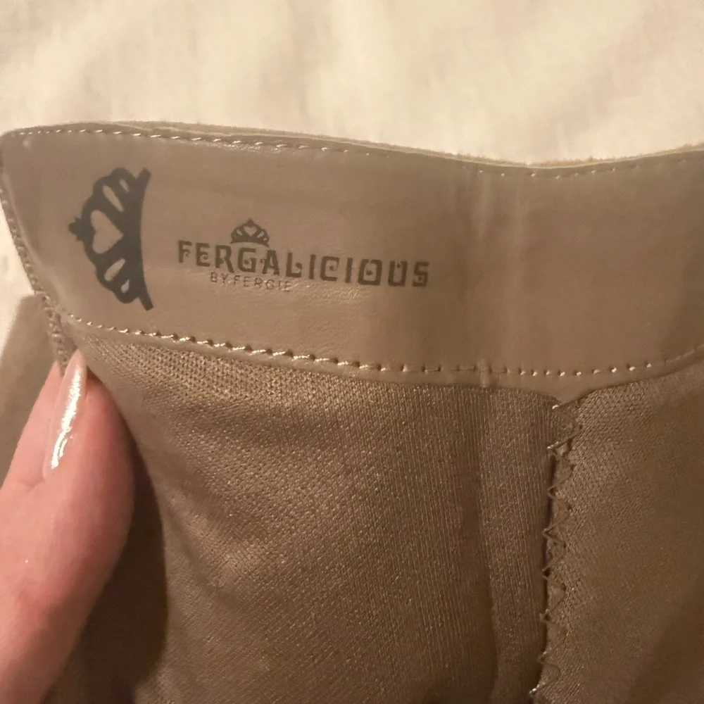 Fergalicious chic over