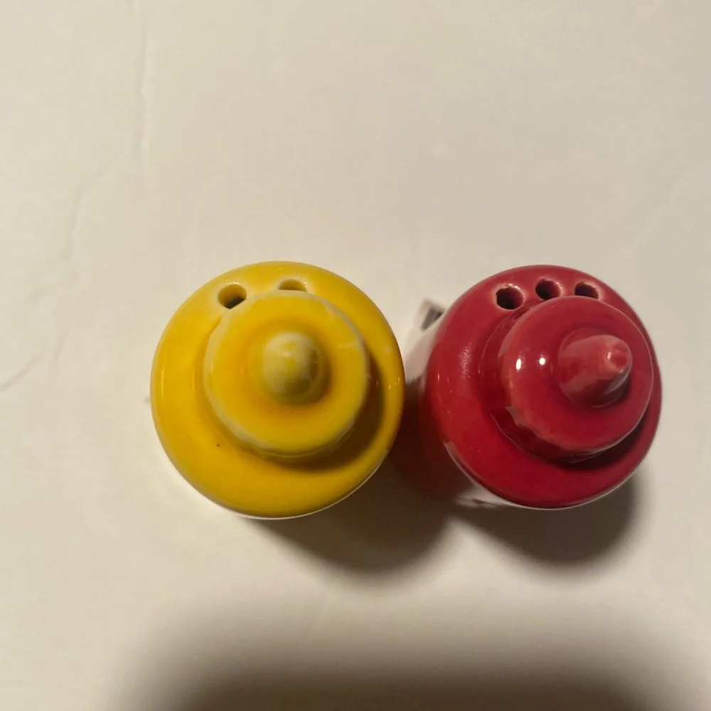 N/A red condiment