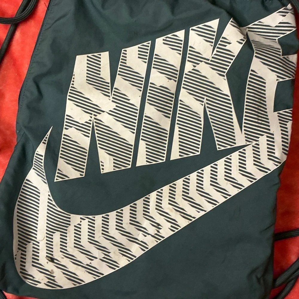 Nike sleek backpack