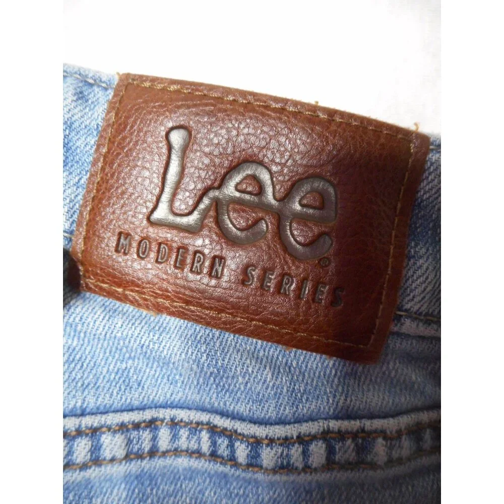 Lee zip life marks