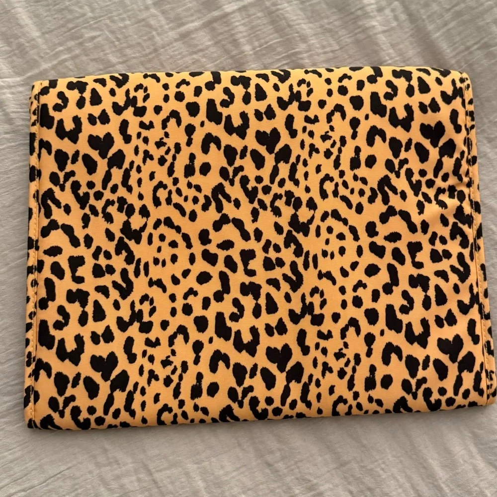 Pura Vida laptop case