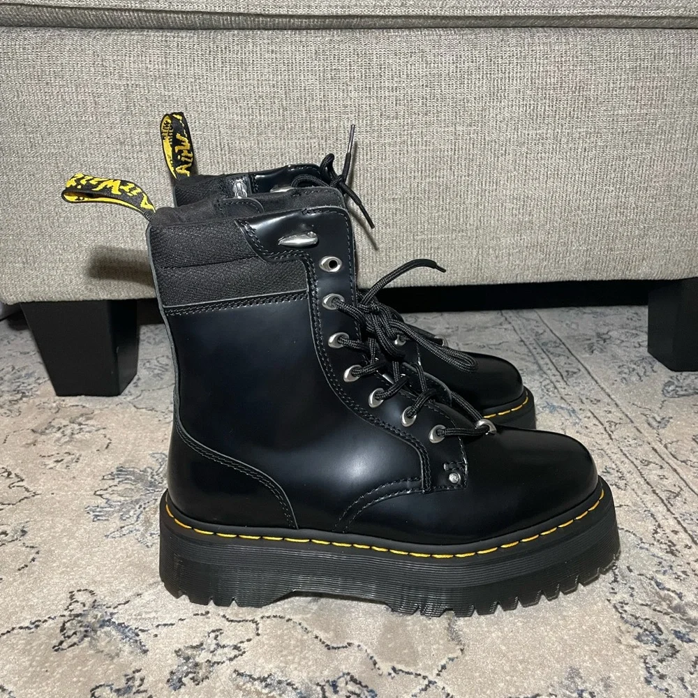 Dr. Martens new without