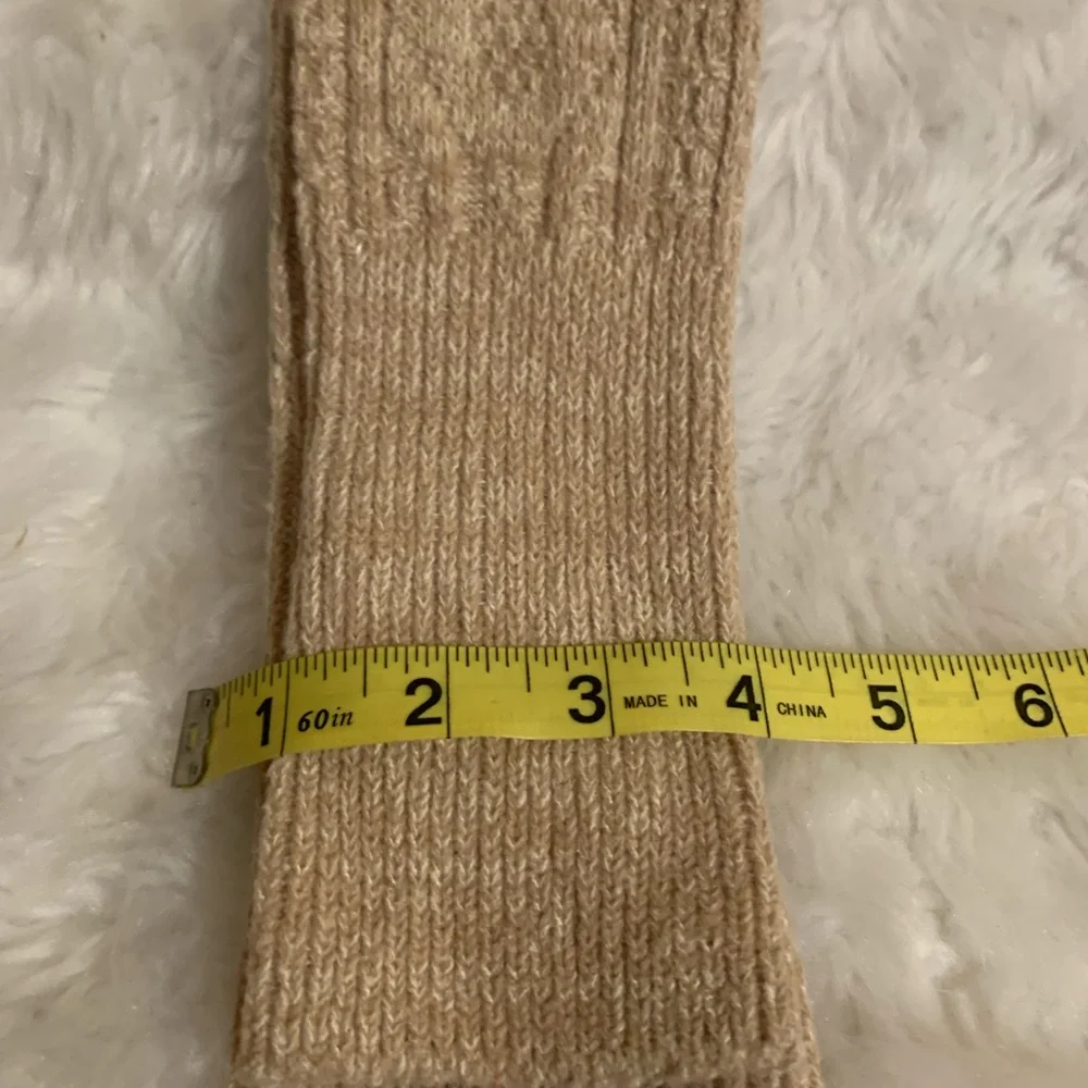 PUDUS ladies 99% soft poly tan color Sweater socks NWT size 6-10