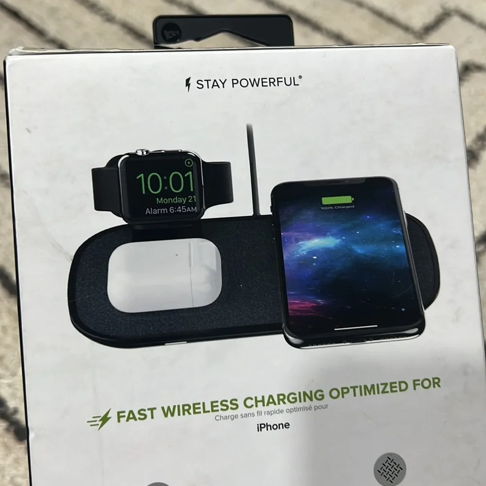 Mophie 3-in-1 wireless charging pad