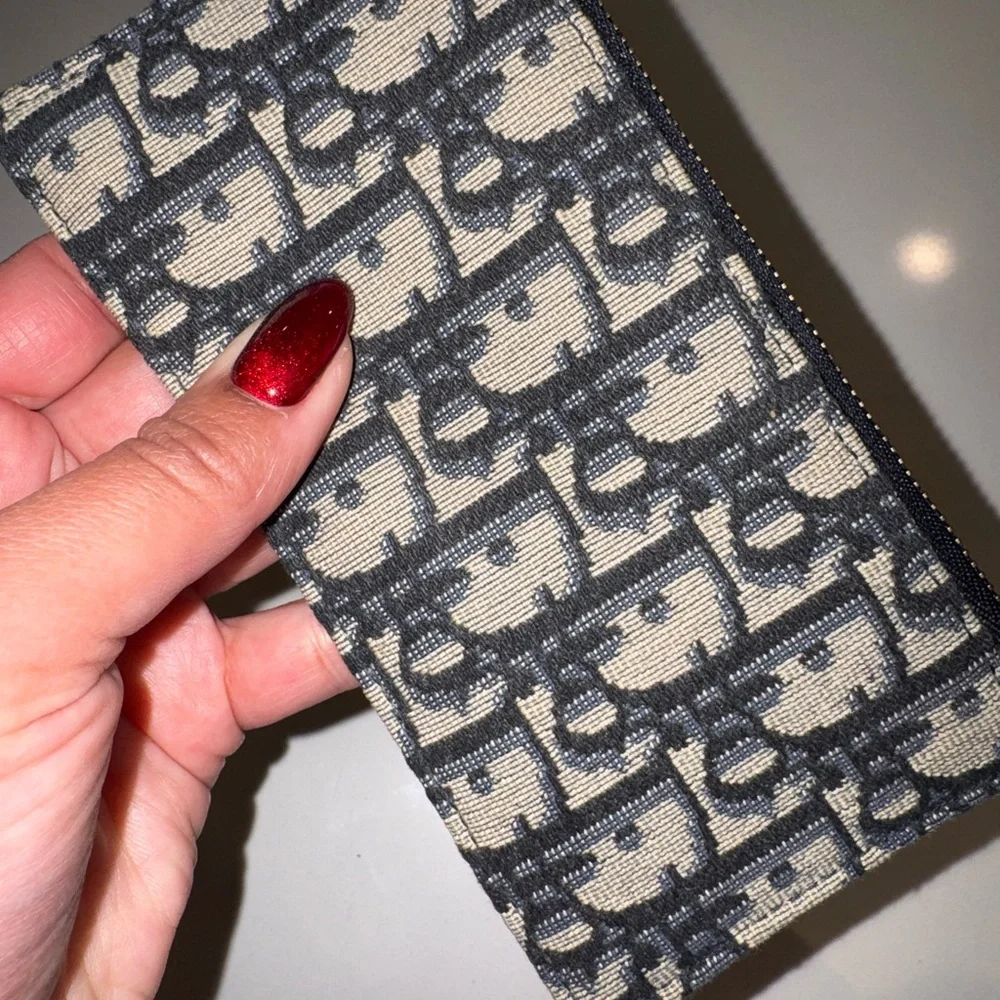 Dior elegant pouch
