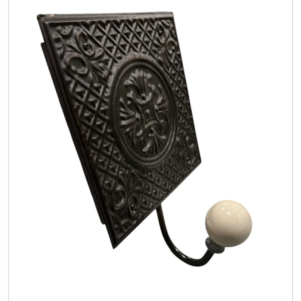 N/A decorative wall