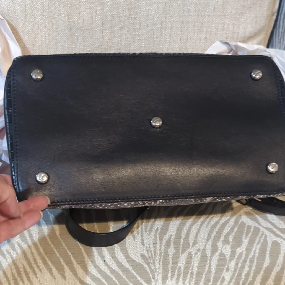henri bendel this stylish
