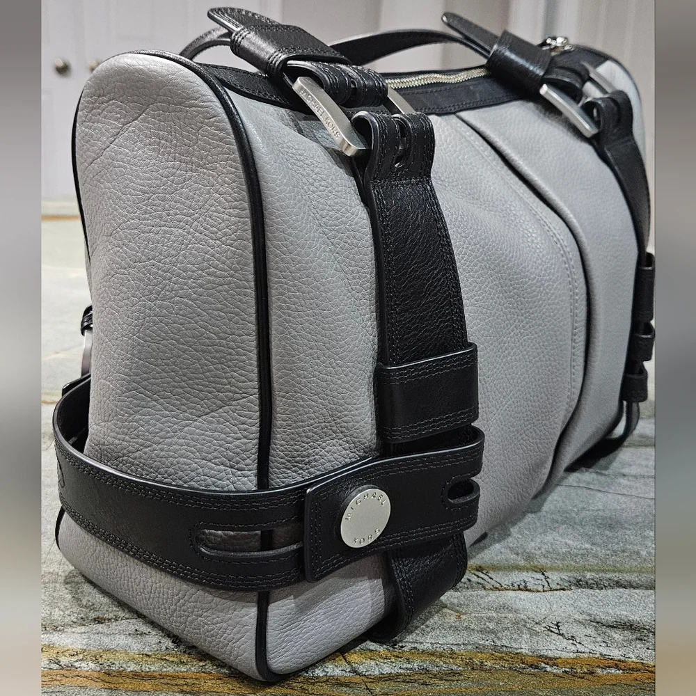 Michael Kors classic michael