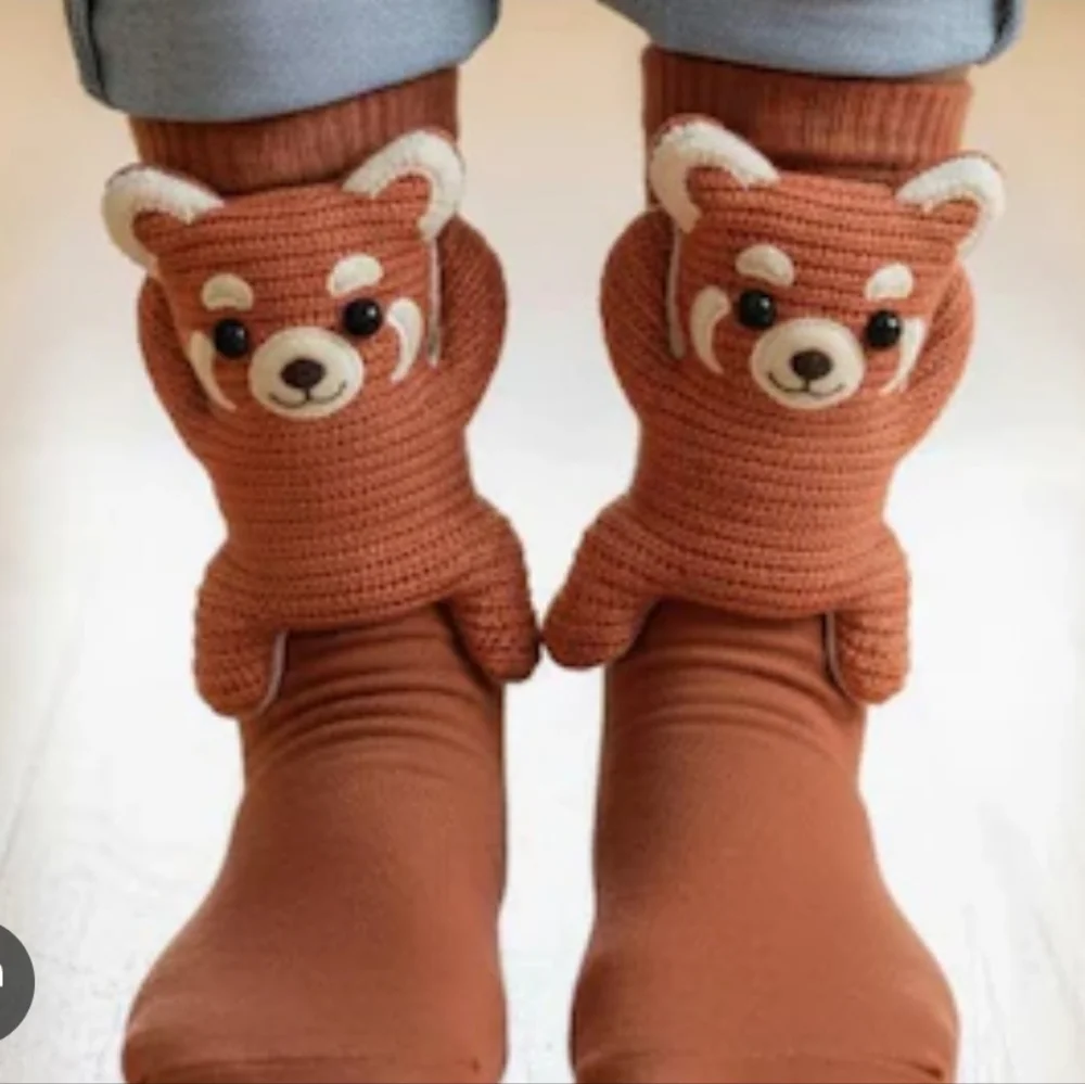 Adorable 3D Knit Fox Socks One Size Womens Or Older Kids V26