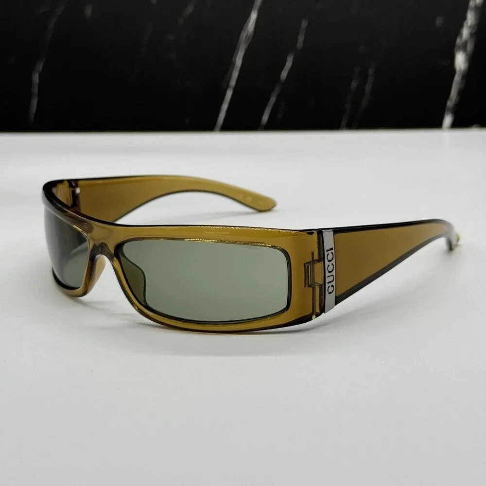 Gucci 64 model gg1492s