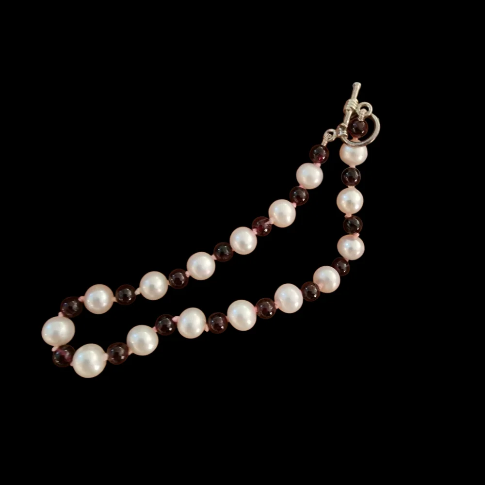 Vintage pearl necklace