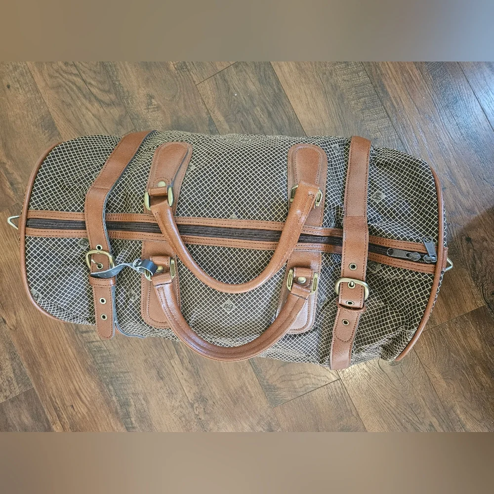 Bg brown leather