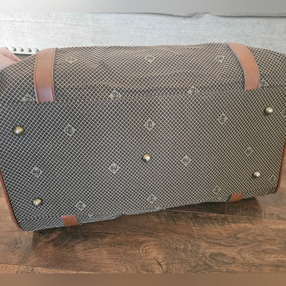 Bg brown leather