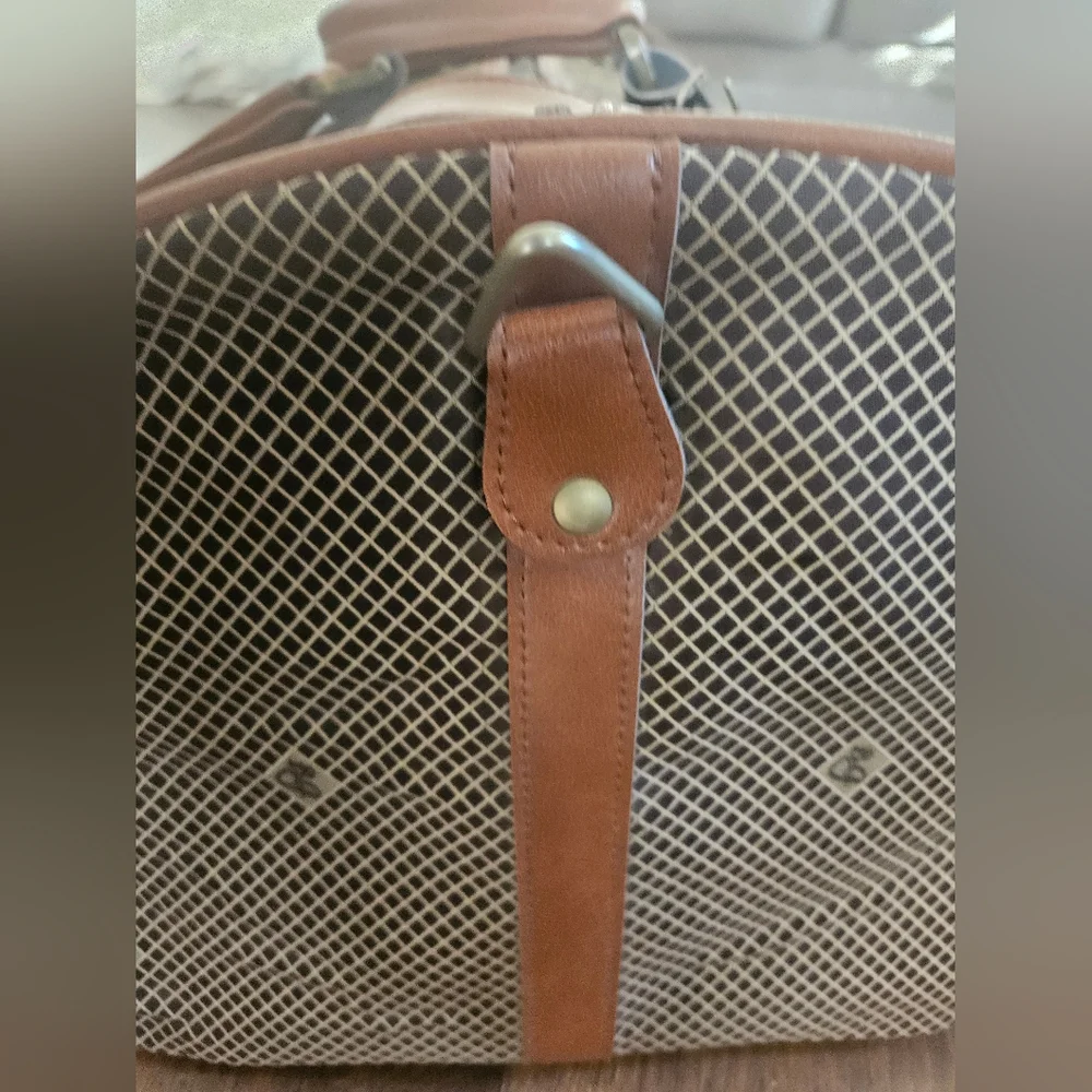 Bg brown leather